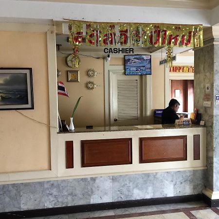 Daeng Plaza Hotel Phuket Exteriör bild